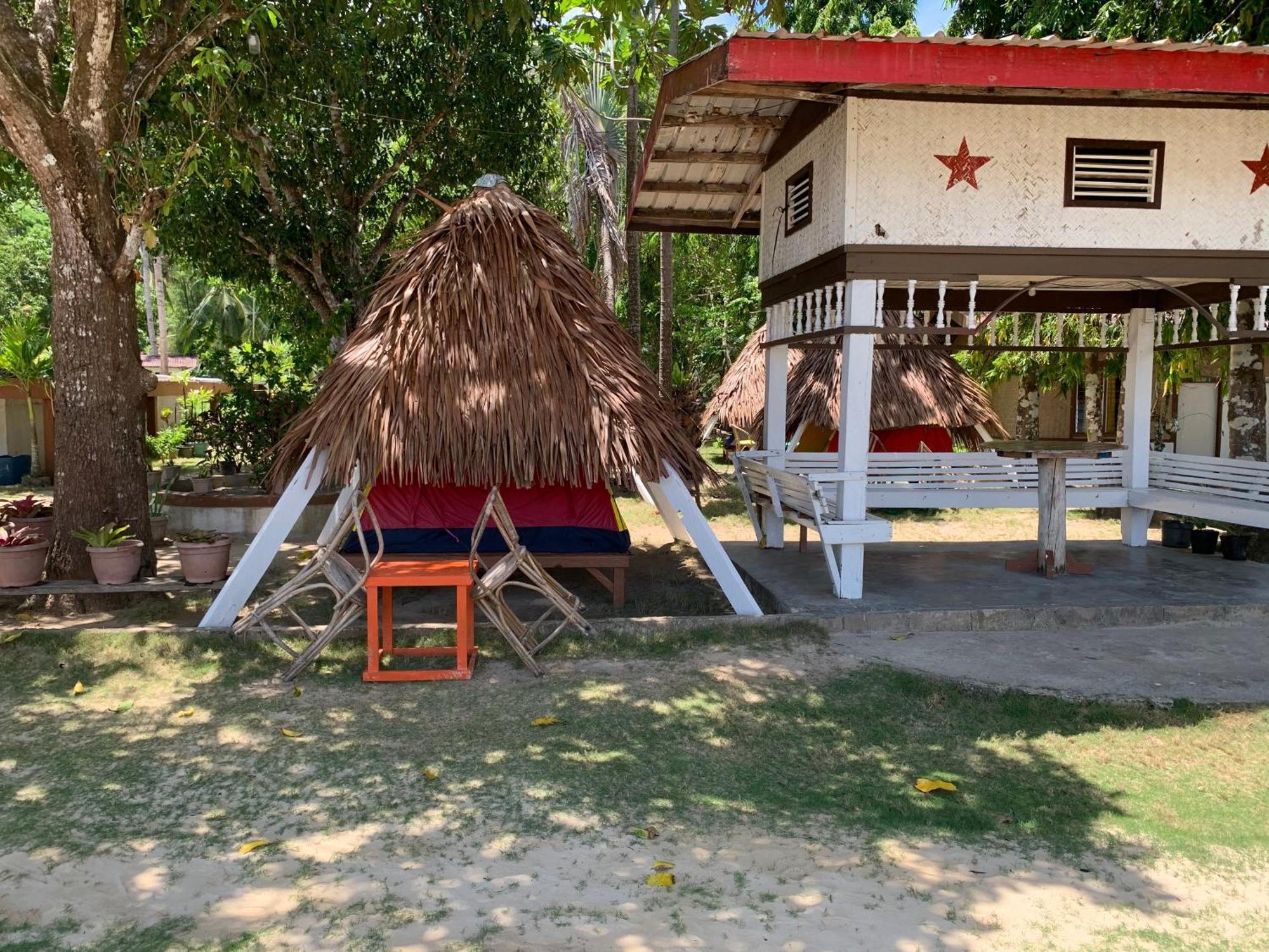 Pangulatan Beach Resort El Nido Pokoj fotografie