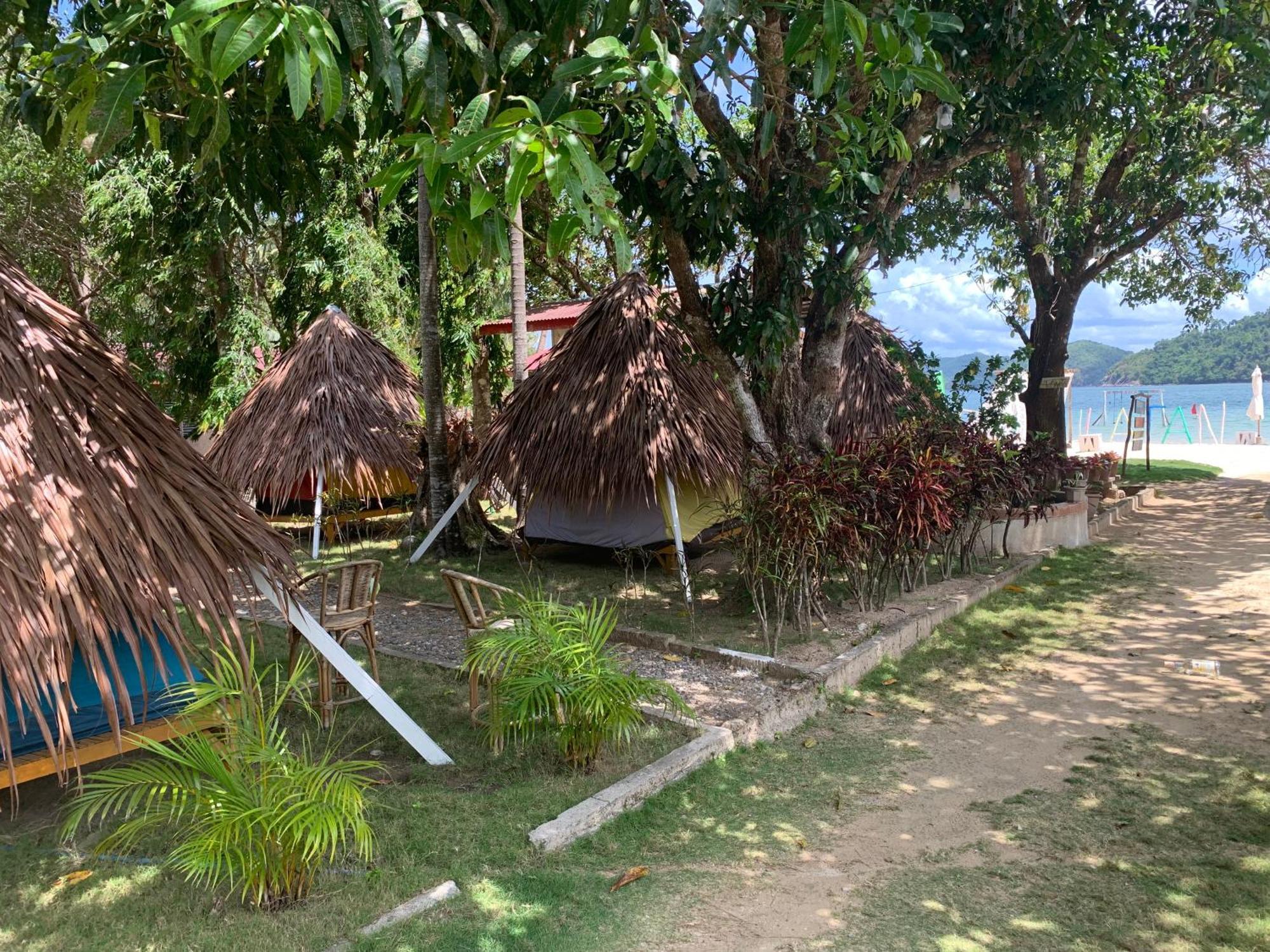 Pangulatan Beach Resort El Nido Pokoj fotografie